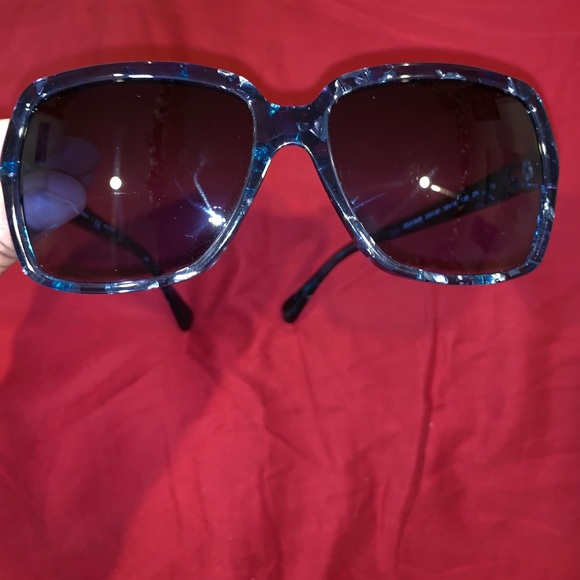 Dolce & Gabbana Accessories - DOLCE & GABBANA AUTHENTIC SUNGLASSES (NO CASE)